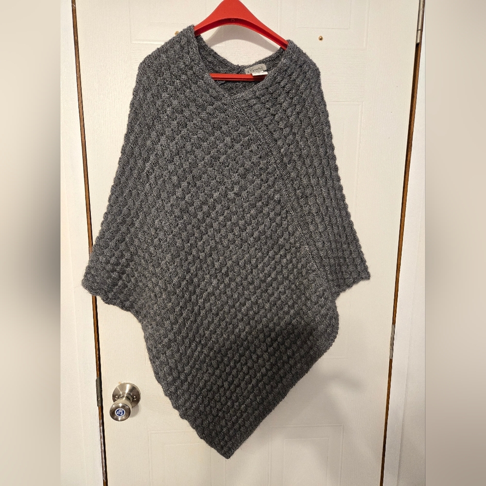 Cerretelli Gray Women's Sweater Poncho 265
